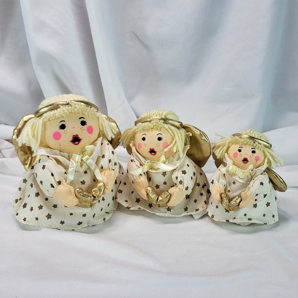 Singing Angels Trio Lillian Vernon Gold Wings Stuffed‎ Plush Holiday Table Decor